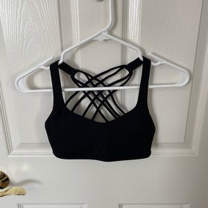 Lululemon free to be wild bra